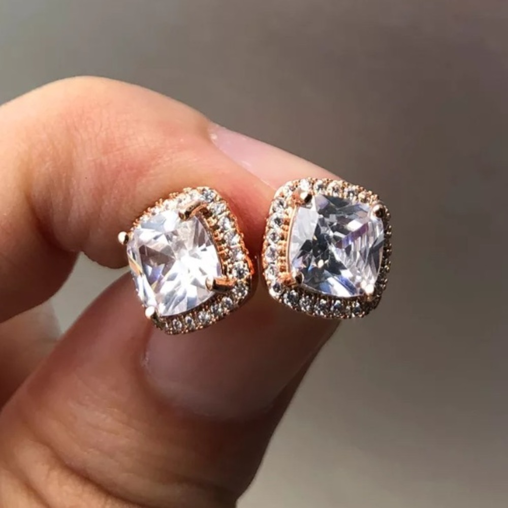 NEW Rose Gold Diamond Halo Stud Earrings - Picture 6 of 7